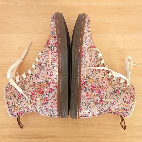 Dr. Martens Shoreditch floral canvas ankle boots - Picture 6 of 11